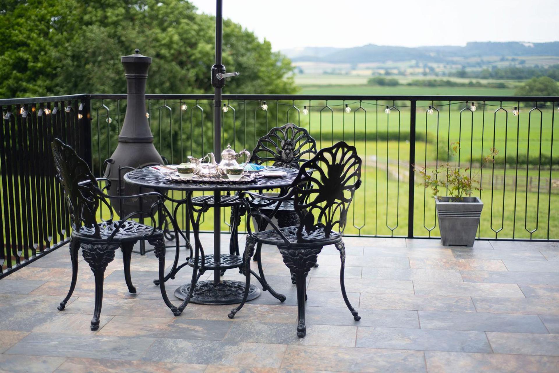 Burtree Country House, Tipi'S, Treehouse & Lodge & House Rooms With Hot Tubs In A Private Garden Thirsk Kültér fotó