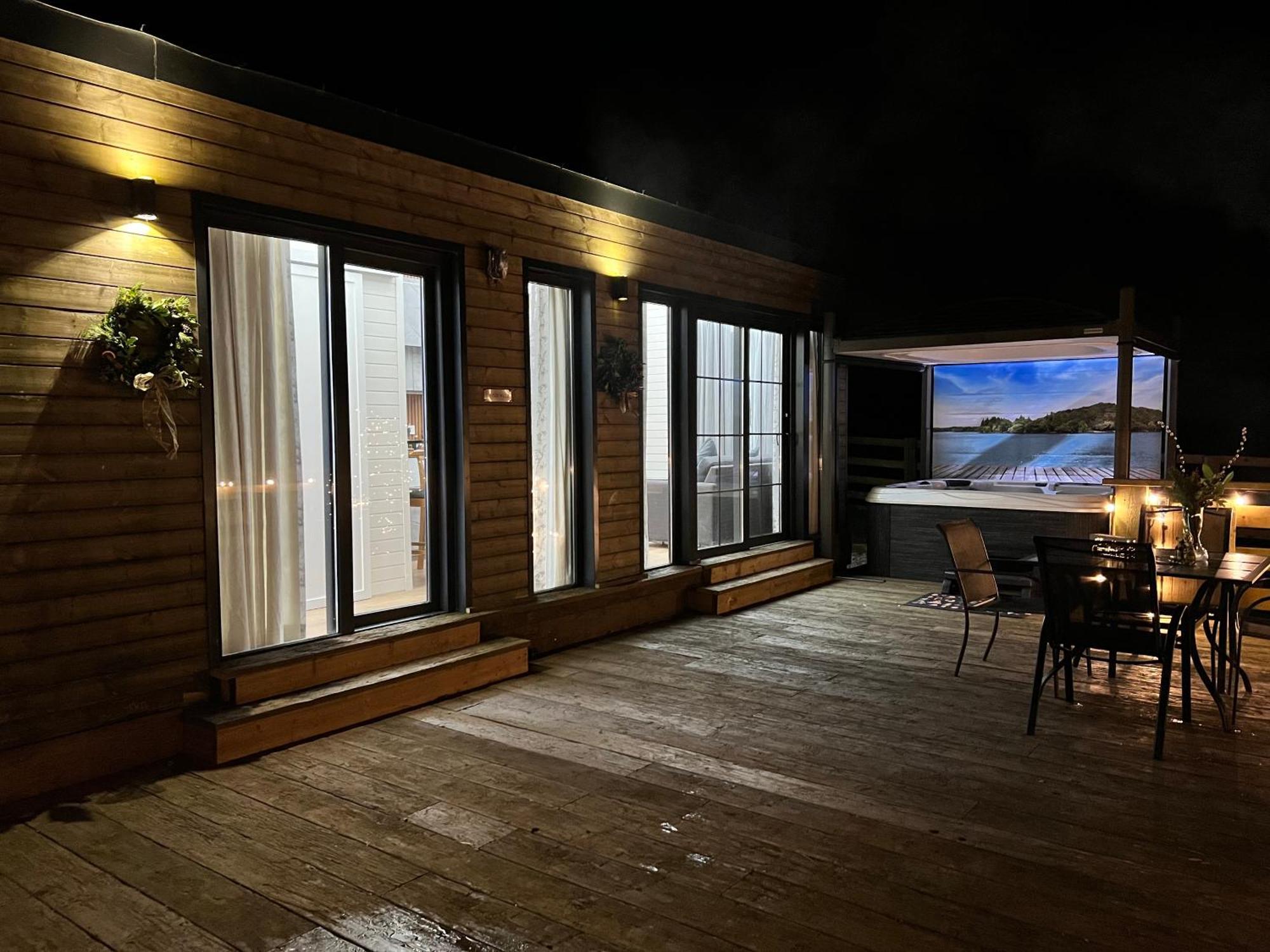 Burtree Country House, Tipi'S, Treehouse & Lodge & House Rooms With Hot Tubs In A Private Garden Thirsk Kültér fotó